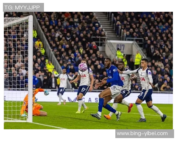 英超球队本周欧战表现抢眼维拉水晶宫意外翻车遭遇失利